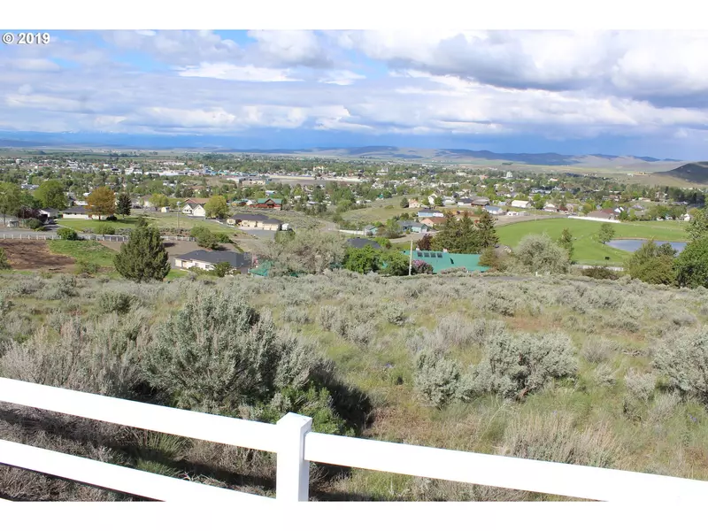 Scenic Vista Lane #11, Baker City, OR 97814