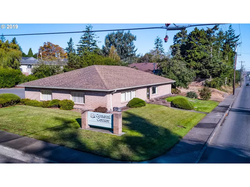 2790 BROADWAY, North Bend, OR 97459