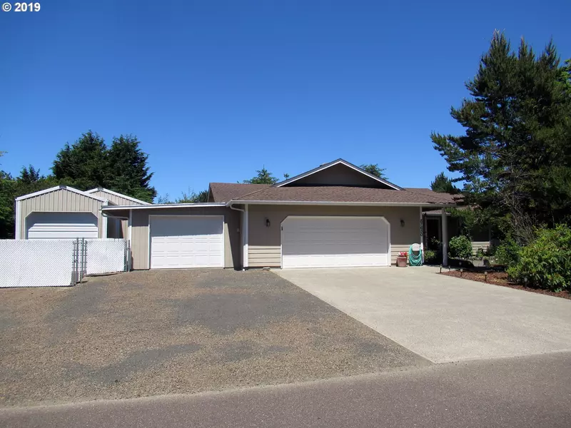 87650 WOODMERE WEST, Florence, OR 97439