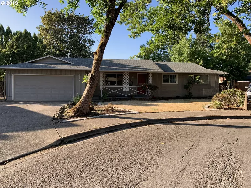 255 S 49TH PL, Springfield, OR 97478