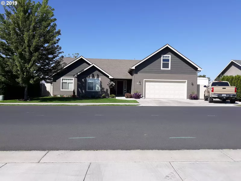 2167 NE 8TH ST, Hermiston, OR 97838