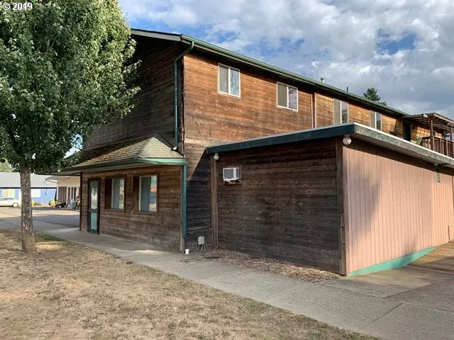 407 N MAIN ST, Falls City, OR 97344