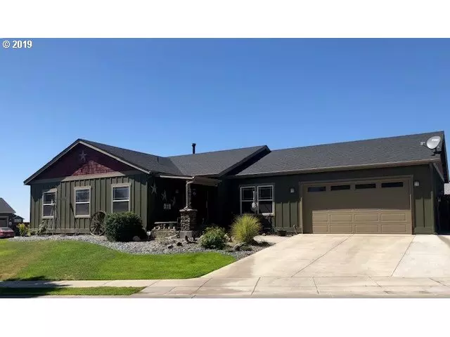 2351 NW OVERLOOK DR, Hermiston, OR 97838