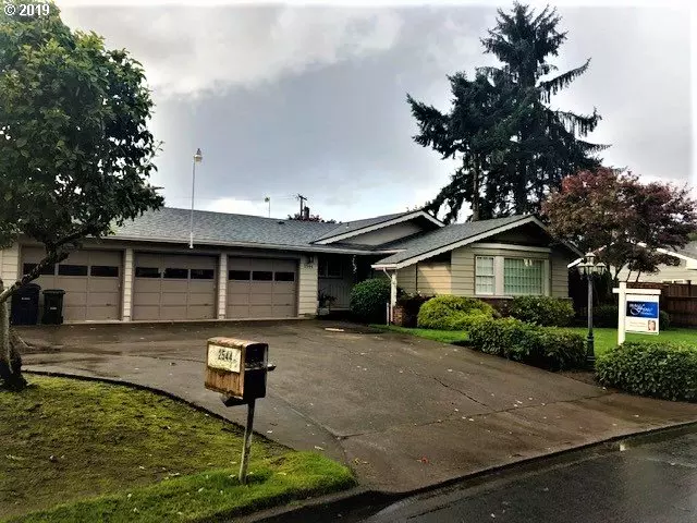 Springfield, OR 97477,2544 ROSE BLOSSOM DR