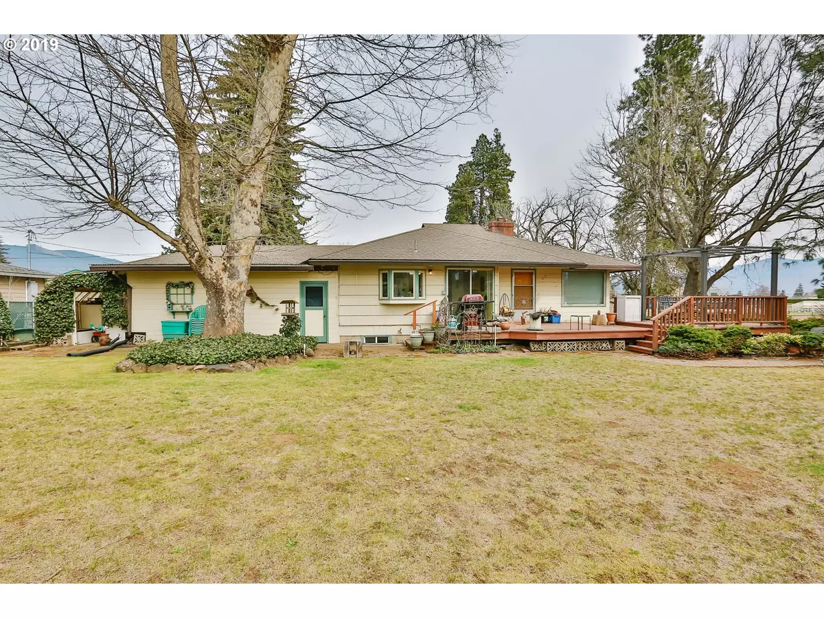 Hood River, OR 97031,1635 AVALON CT