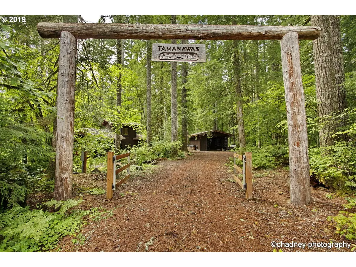 Rhododendron, OR 97049,19449 E ASCHOFF RD