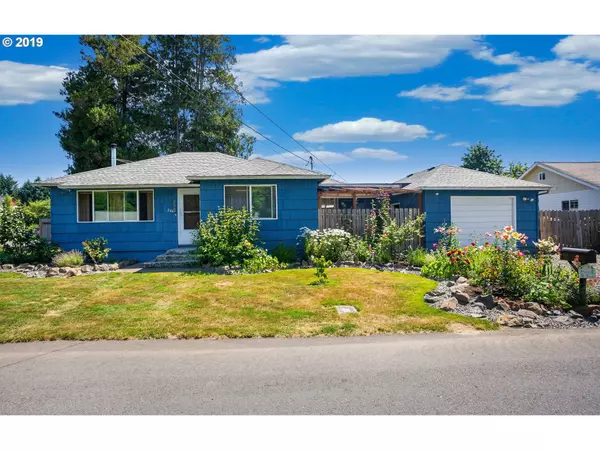 244 PIONEER AVE NE, Castle Rock, WA 98611