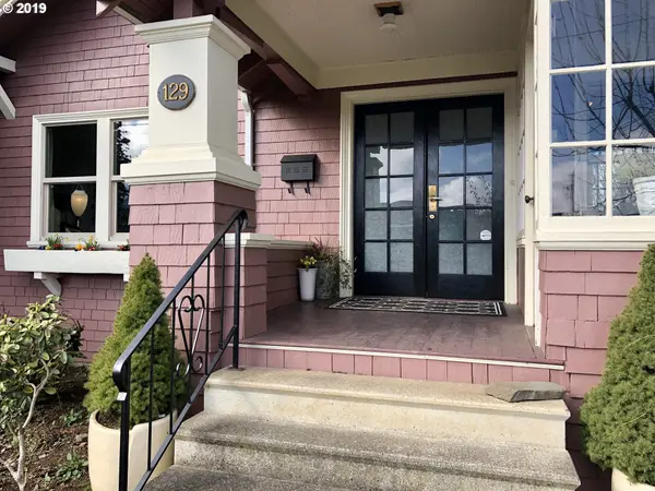 129 S 5TH ST, Cottage Grove, OR 97424