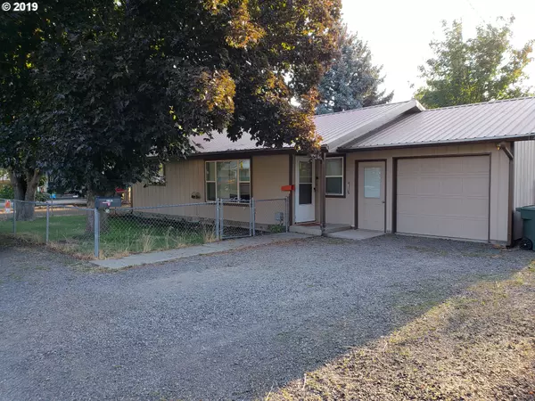 2205 PINE ST, La Grande, OR 97850