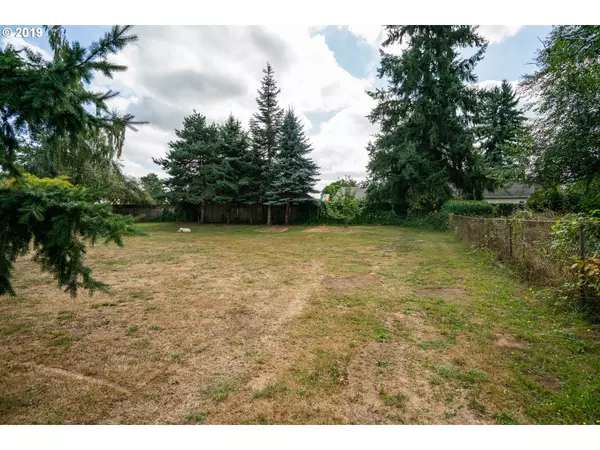 3268 SE 2ND AVE, Camas, WA 98607