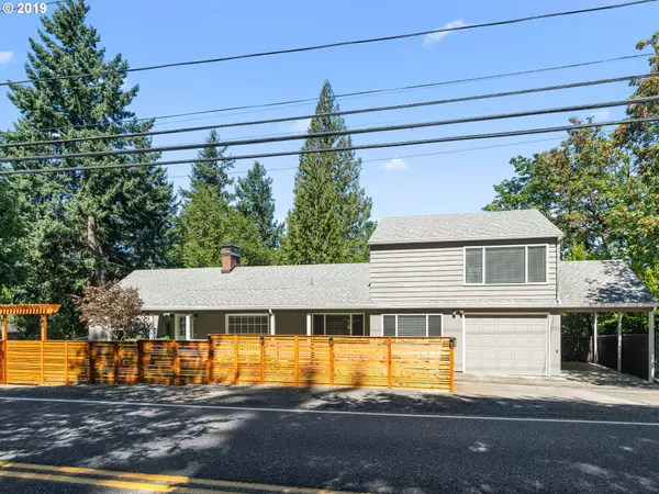 Portland, OR 97219,11821 SW LESSER RD