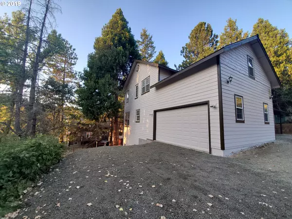 Canyonville, OR 97417,600 MONT ST