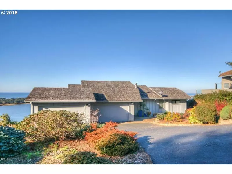 403 SILETZ VIEW LN, Gleneden Beach, OR 97388