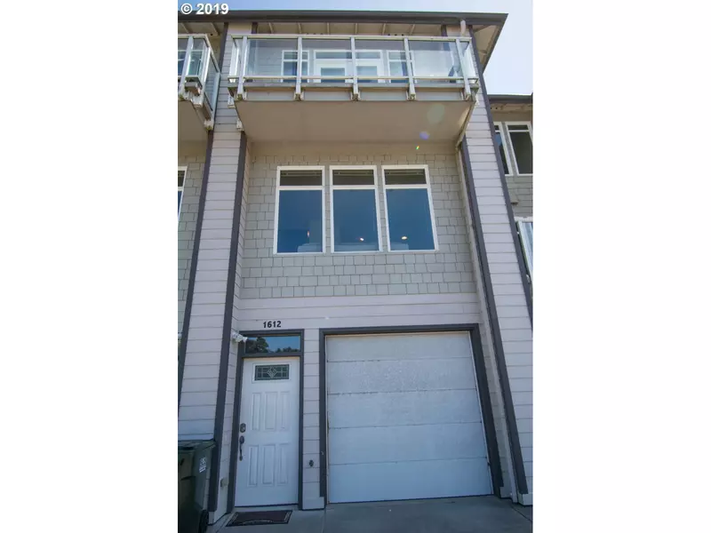 1612 SALMON HARBOR DR, Winchester Bay, OR 97467