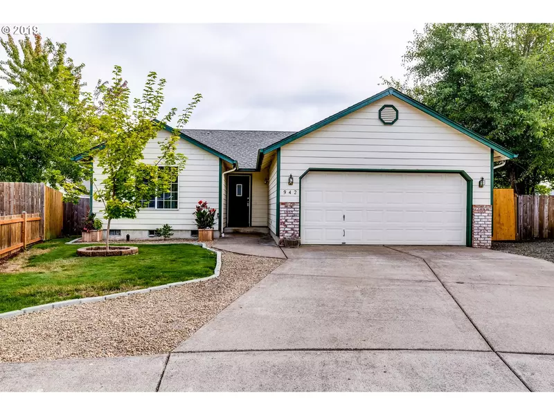 942 BUSH LN, Creswell, OR 97426