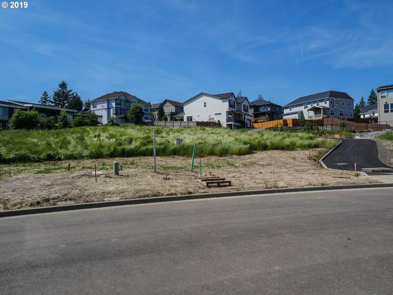 Spyglass DR SE #8, Happy Valley, OR 97086