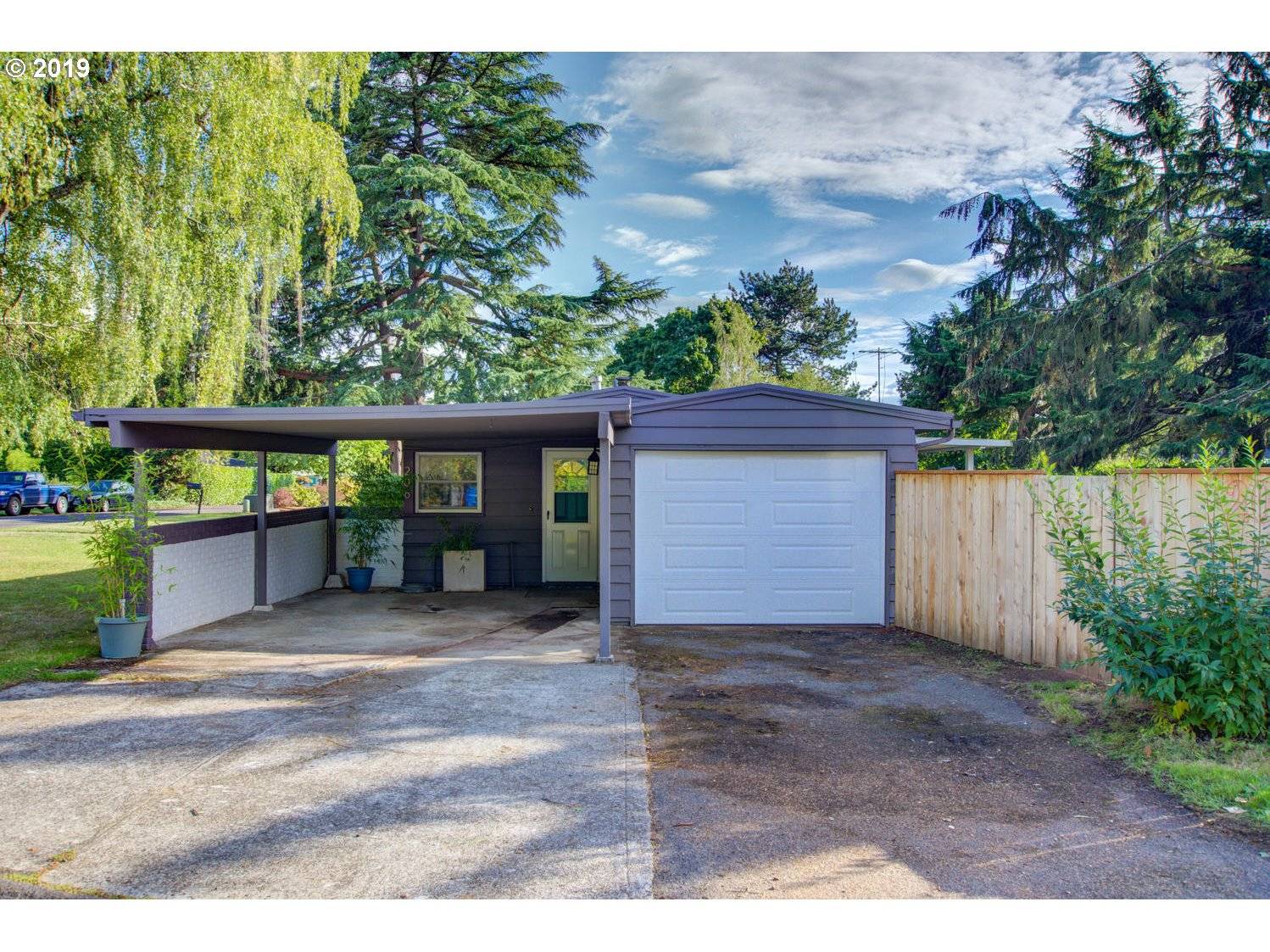 Vancouver, WA 98661,206 FARVIEW DR