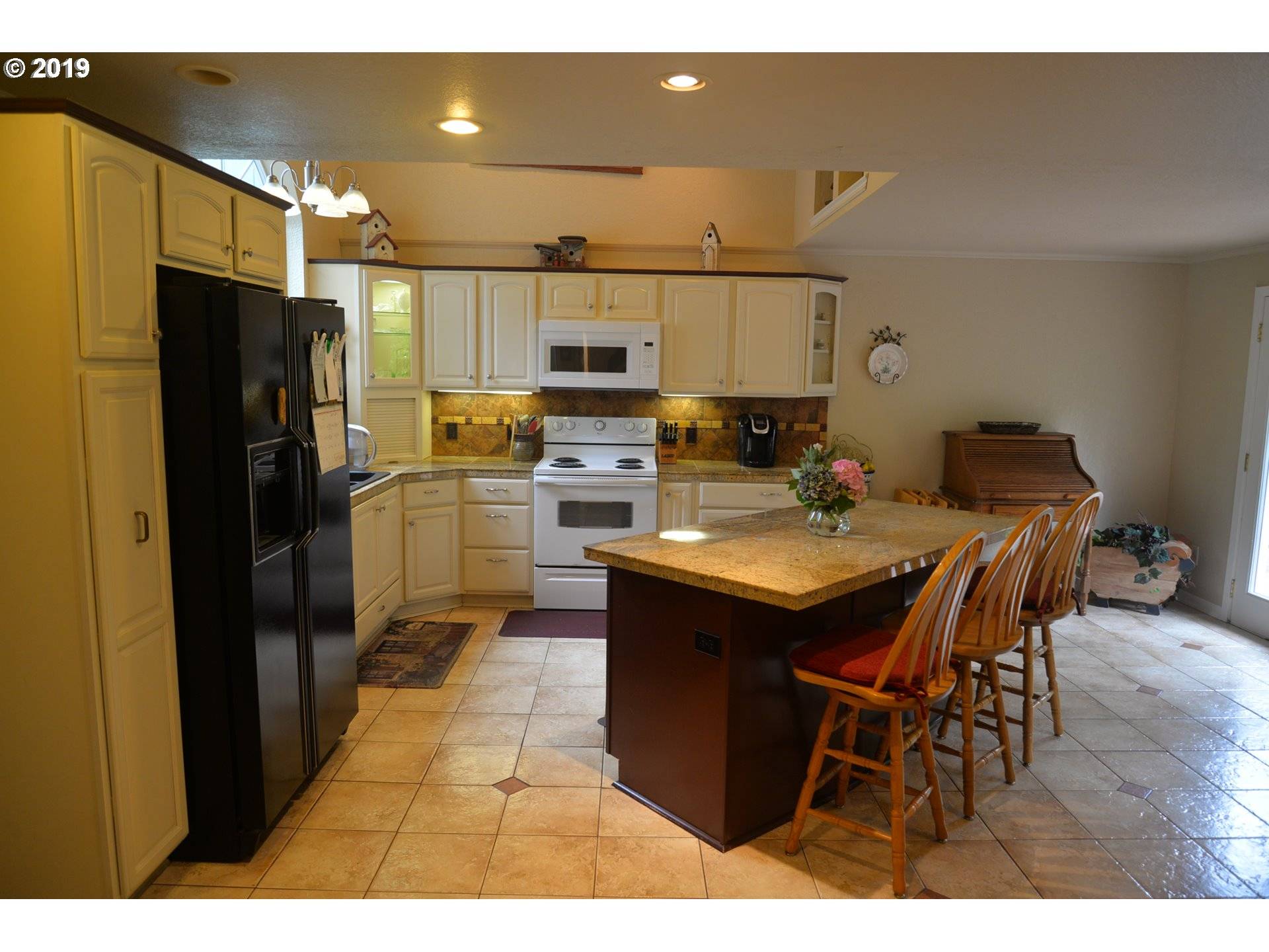 Florence, OR 97439,87790 SALTAIRE ST