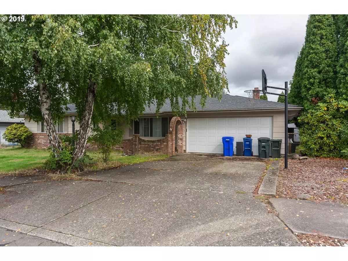 Gresham, OR 97030,20805 SE BURNSIDE CT