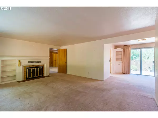 Eugene, OR 97408,89800 SPRAGUE RD