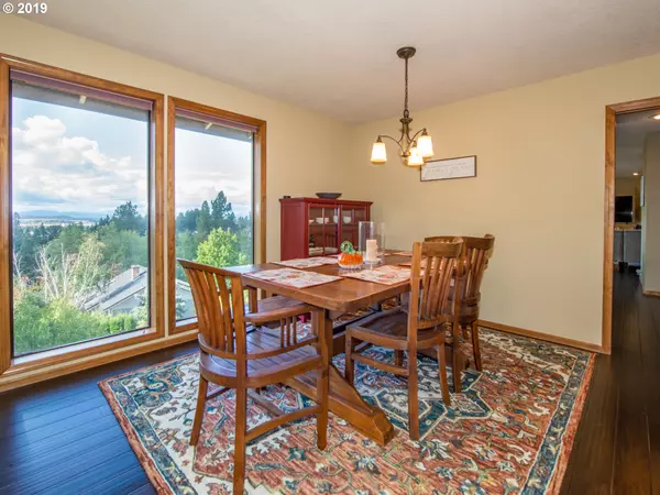 Eugene, OR 97405,2776 BOWMONT DR