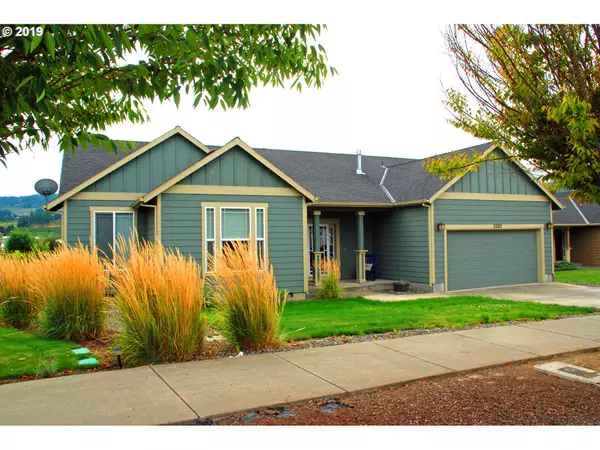 3520 JONES LOOP, Hood River, OR 97031