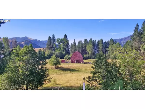 66616 LOSTINE RIVER RD, Lostine, OR 97857