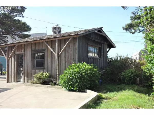 Gleneden Beach, OR 97388,315 LORRAINE ST