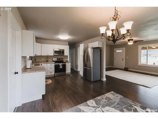 Scio, OR 97374,39150 HIGHWAY 226