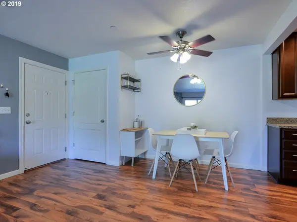 11046 SW GREENBURG RD #128, Portland, OR 97223