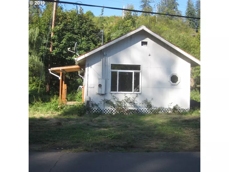 87846 RIVER VIEW AVE, Mapleton, OR 97453