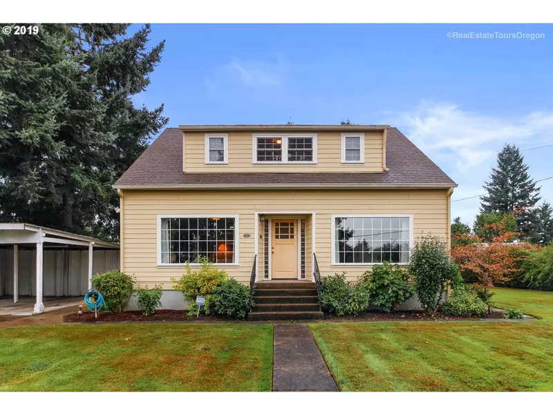 649 S 12TH AVE, Cornelius, OR 97113