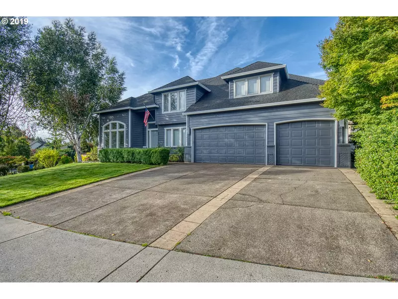 1037 NW DEERFERN LOOP, Camas, WA 98607