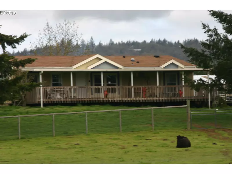 547 DAIRY LOOP RD, Roseburg, OR 97471