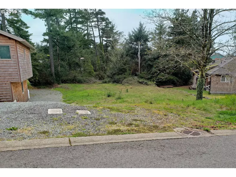 Laurel AVE #9, Manzanita, OR 97130