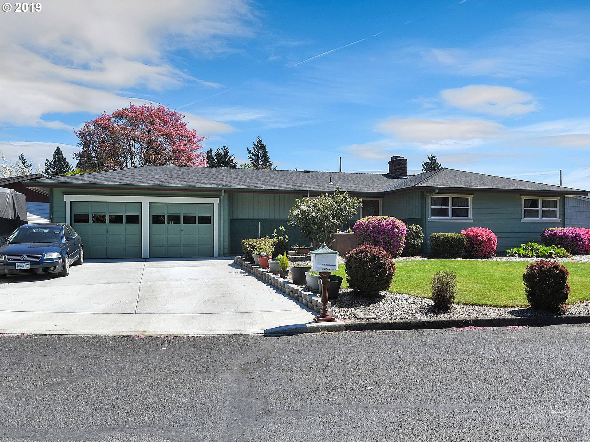 13710 SE SHERMAN DR, Portland, OR 97233