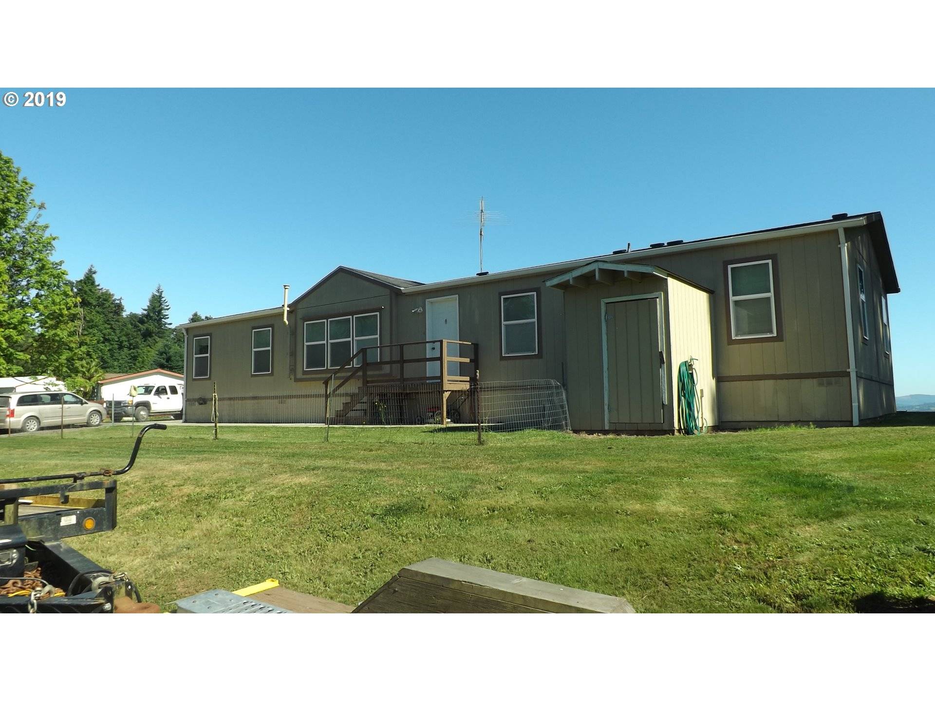 32575 HIGHLAND RD, Rainier, OR 97048