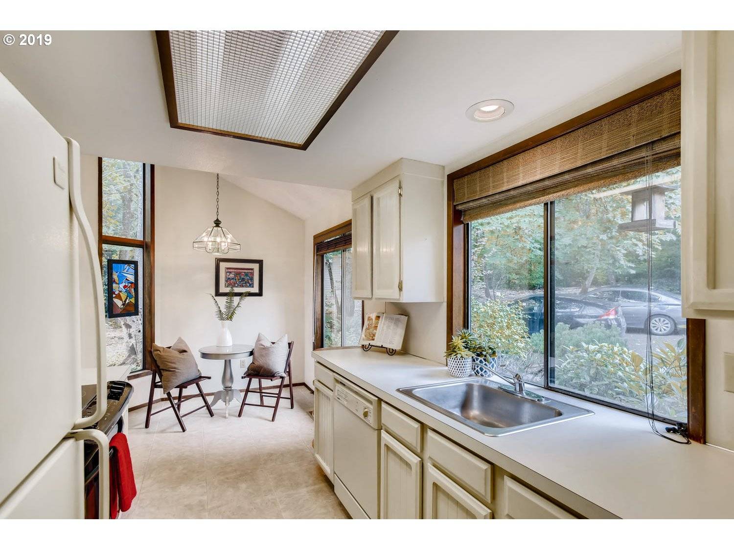 Portland, OR 97219,9921 SW QUAIL POST RD
