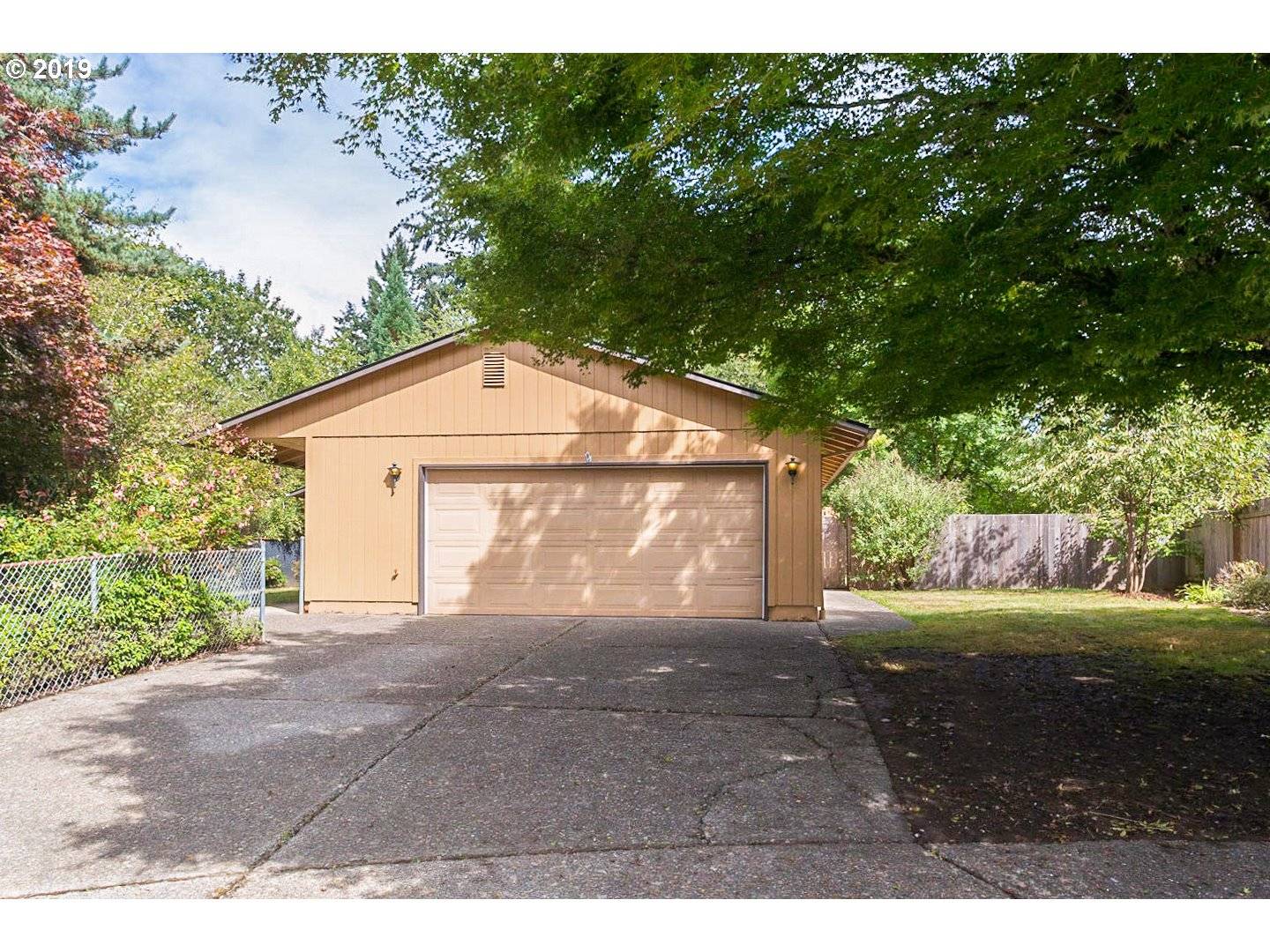 Sandy, OR 97055,39595 BARKER CT