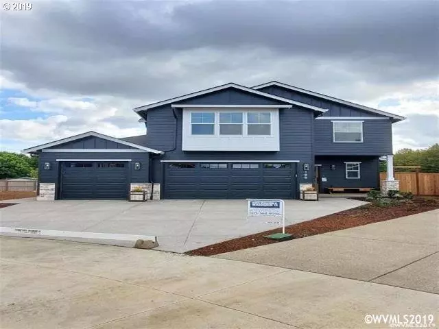 Dallas, OR 97338,123 NW BEAVER CT