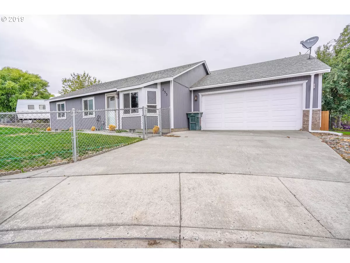 Umatilla, OR 97882,233 CHUKAR CIR