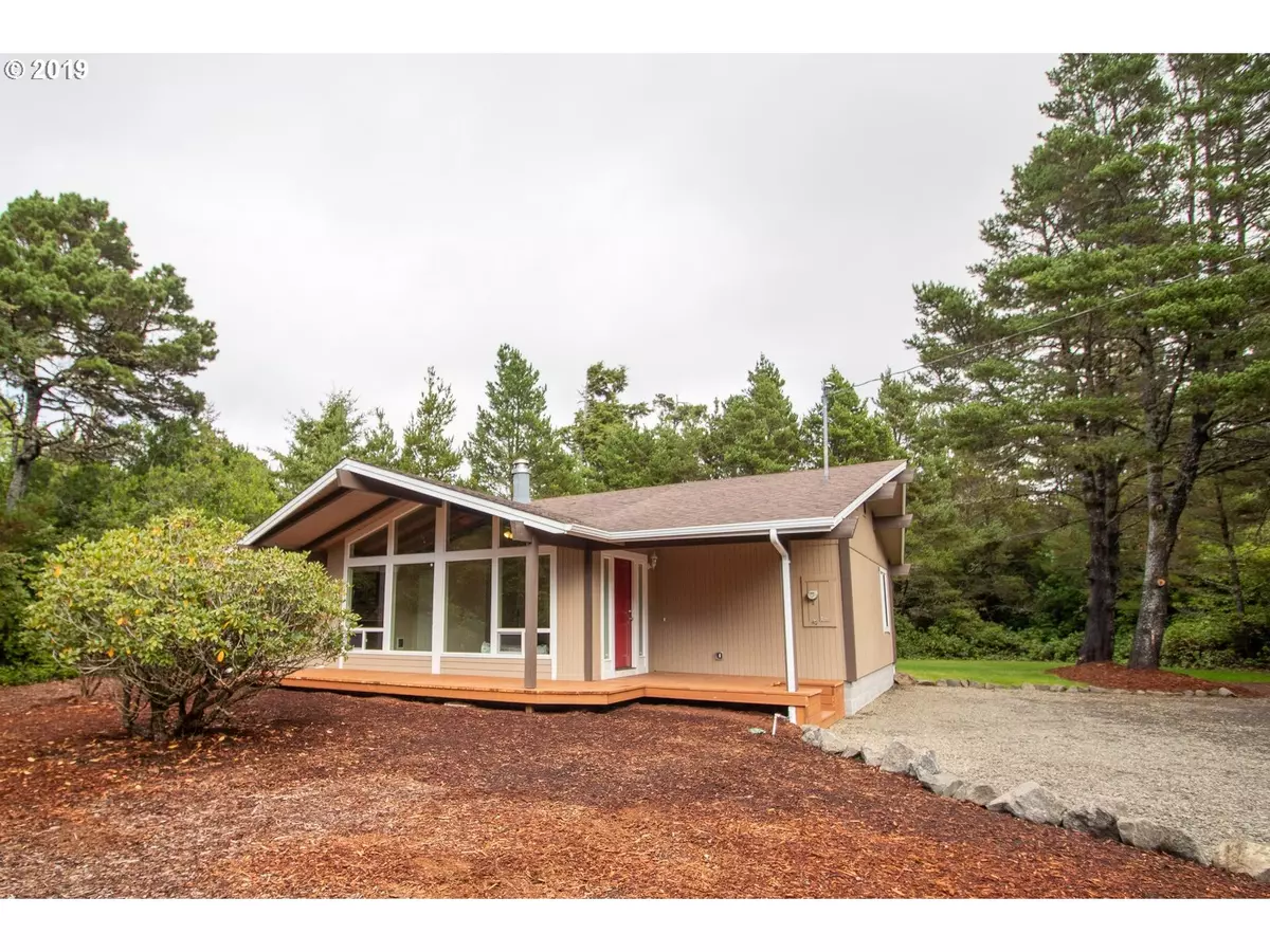 Florence, OR 97439,88065 LEEWARD DR