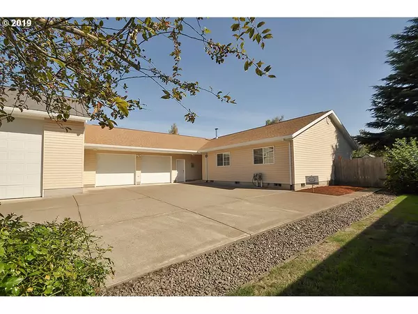 134 SW DANIELS ST, Mc Minnville, OR 97128