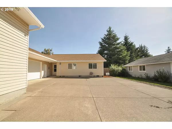 Mc Minnville, OR 97128,134 SW DANIELS ST