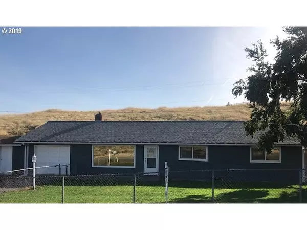 Pendleton, OR 97801,70977 SW DOUGLAS DR