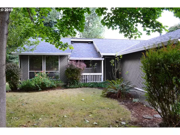 Tigard, OR 97223,10395 SW GRANT CT