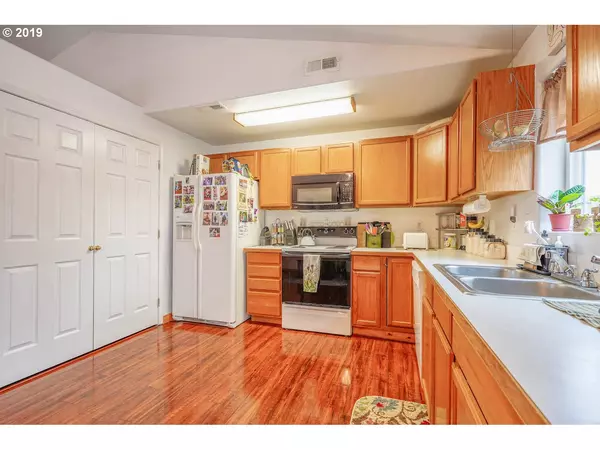 Umatilla, OR 97882,233 CHUKAR CIR