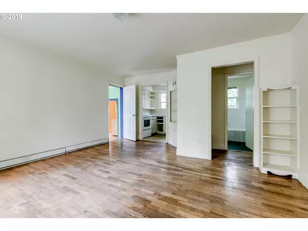 Eugene, OR 97405,2111 GARFIELD ST