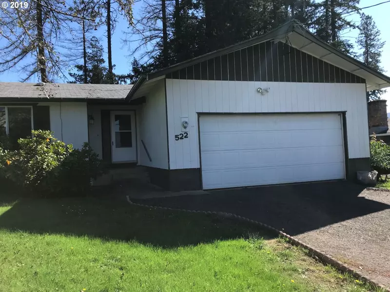 522 N COMSTOCK RD, Sutherlin, OR 97479