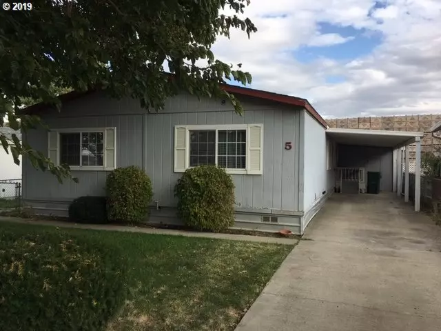 617 NW 8TH AVE   Sp  5, Milton Freewater, OR 97862